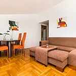 Lambrisa Apartamento *