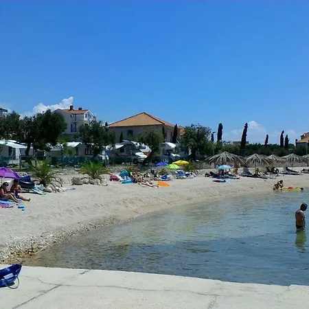 Lambrisa Apartmán