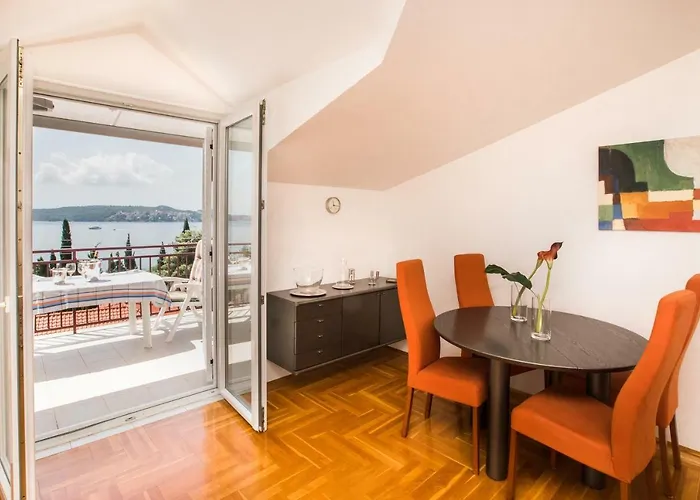 Lambrisa Apartament Trogir