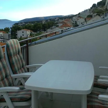Lambrisa Appartement *