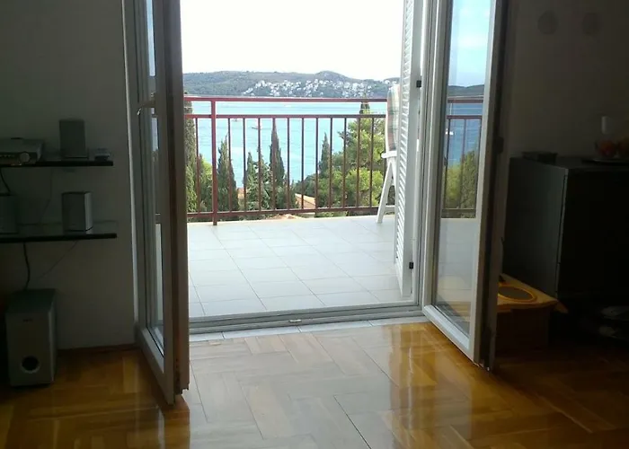 Lambrisa Appartement *