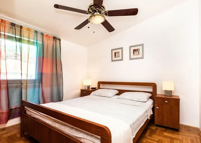 Lambrisa Appartement *