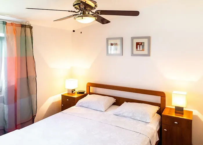 Appartement Lambrisa *