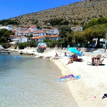 Lambrisa *