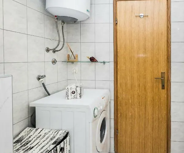 Lambrisa Τρογκίρ